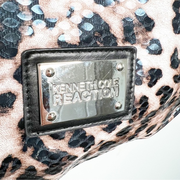 Kenneth Cole Tote Bag - Picture 3 of 5